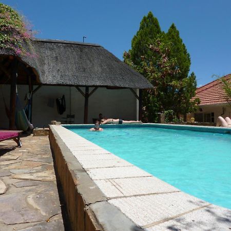 Paradisegarden Backpackers Windhoek Buitenkant foto